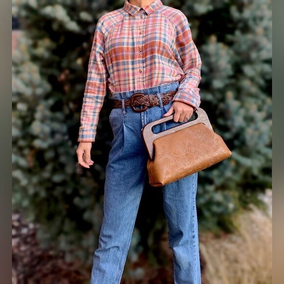 Handmade Genuine Leather Embossed Leaves Large Wood Frame Bag/Crossbody - Picture 2 of 16